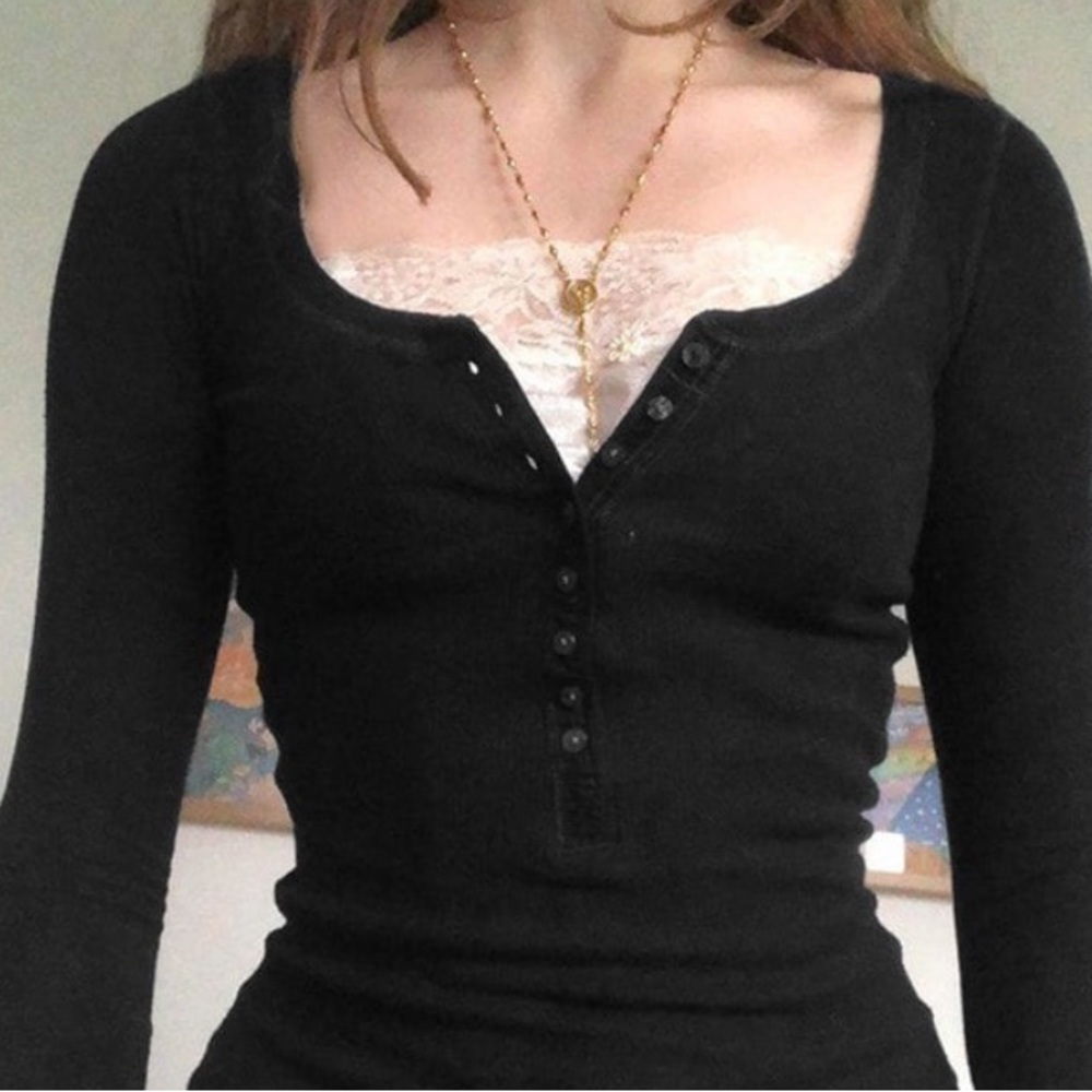 Black Long Sleeve Scoop-Neck Henley Top